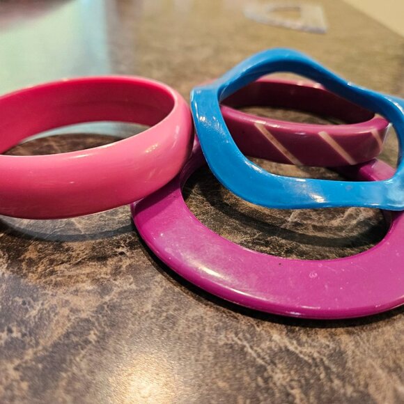 Lot of 4 80s style retro chunky bangle bracelets - Picture 3 of 8